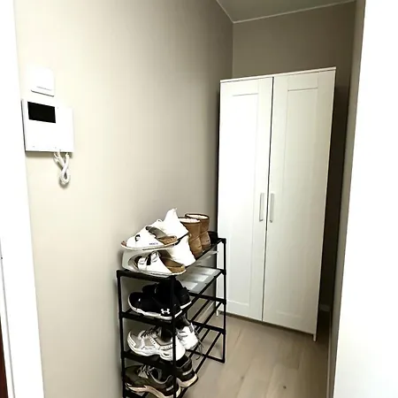 Spacious With Free Parking *